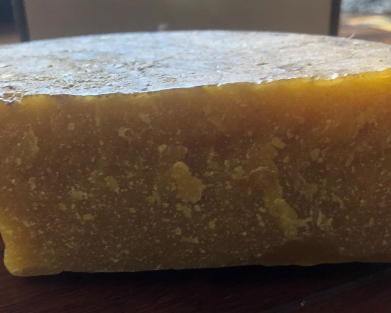 Beeswax (unfiltered) - 2kg /2.2 lbs brick
